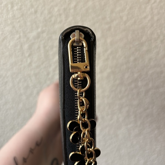 Celine Zip Around Wallet 🐝 - Picture 5 of 14